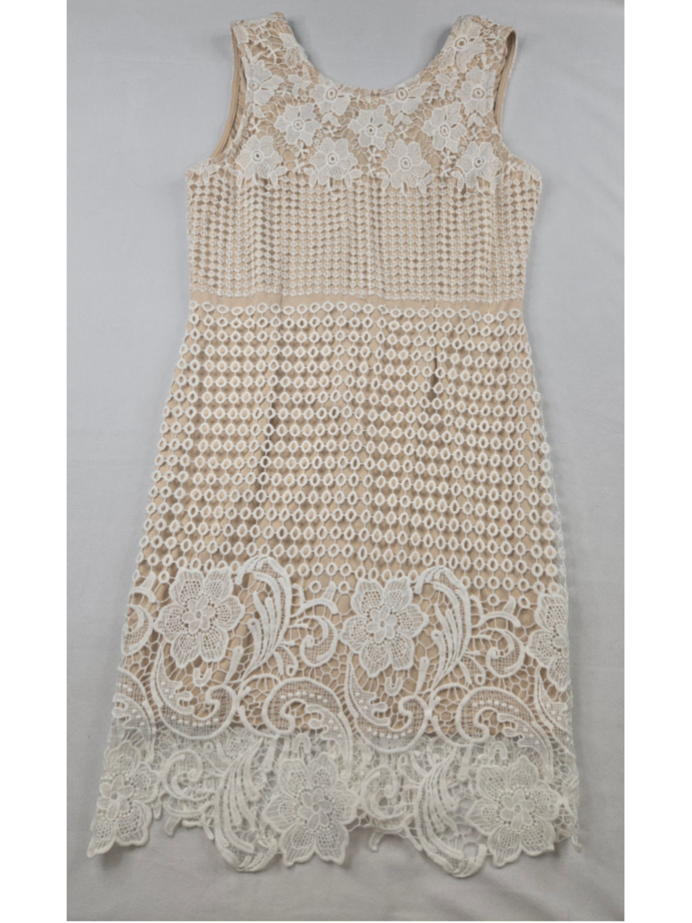 Papillon | Women | Dress | White and Tan |Size Large